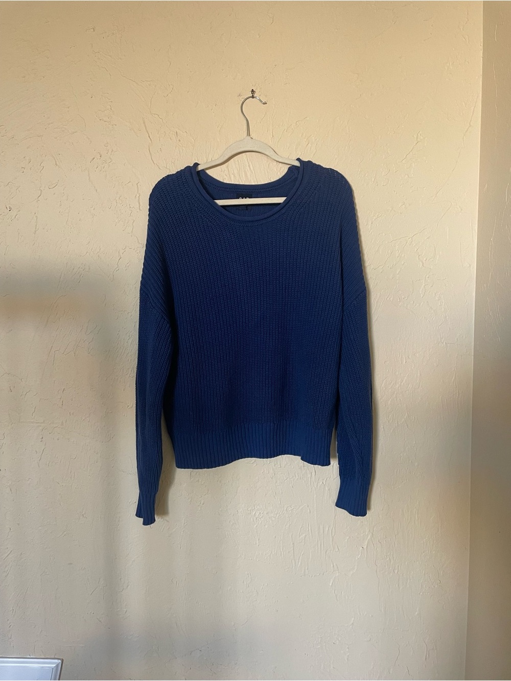 GAP Women's Crewneck Sweater - Navy Blue